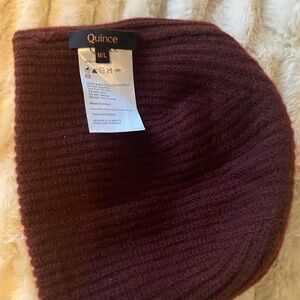 Quince Rich Burgundy Cashmere Beanie — Unisex M/L